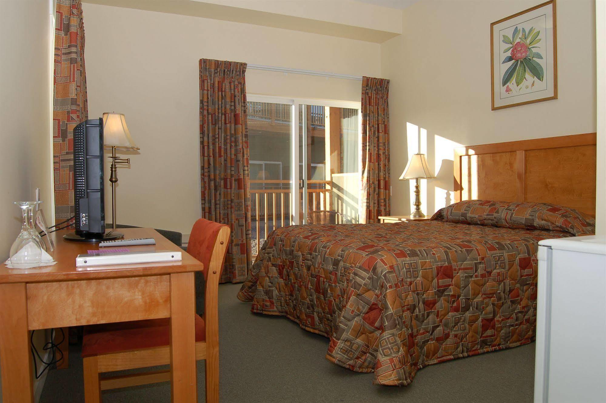 Summerland Motel Dış mekan fotoğraf